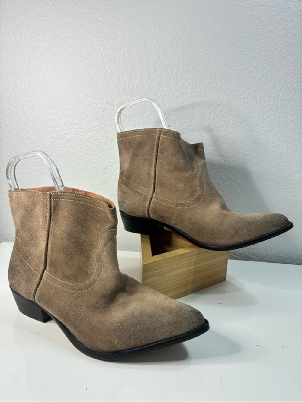 One by One Teaspoon 40EU 9US Distressed Suede Taupe Ankle Booties Boho Western